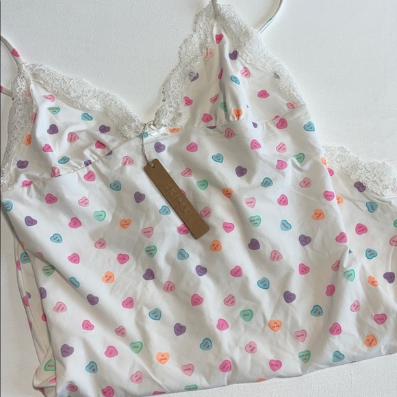 Ships today!! NWT Skims Fits Everybody Lace Triangle Romper Marble Candy Heart P - Picture 10 of 14